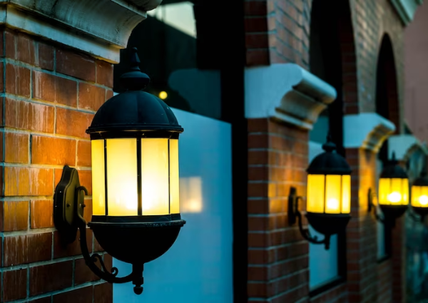 wall-mounted-outdoor-lights